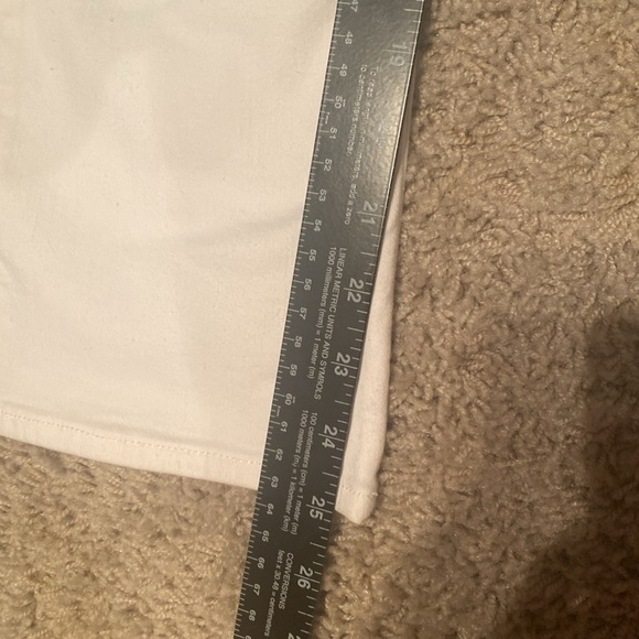 J Brand White Relaxed Straight Leg or Boot Cut Jeans Size 28 - Picture 8 of 10